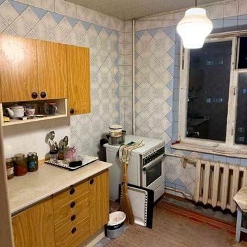 Сдам 2 комн квартиру  Тополь-3,дом 56