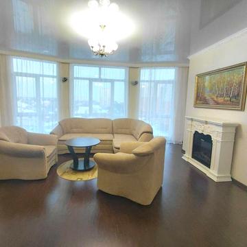 Велика 3 кімнатна квартира ЖК "Чайка"