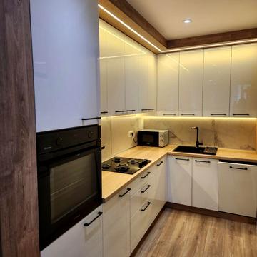 Зелена вул., 204