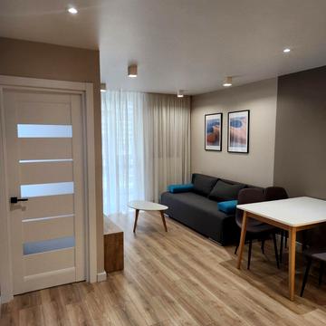 Зелена вул., 204