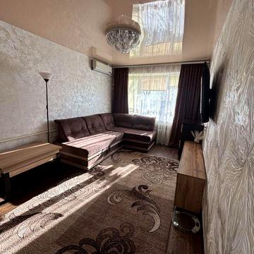 Продаж квартири 2-х к , Продаж гараж 7х4 м