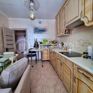 Продам квартиру монолітно-каркасни будин Чавдар 7 Осокорки Познякиок ЖК Моложіжний Квартал