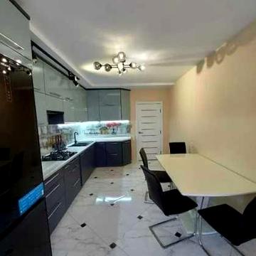 Продаж готової 2 кім.квартири в ЦЕНТРІ МІСТА.(ПОСТАНОВИ ВІТАЮТЬСЯ