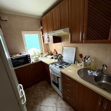 Продам  частину будинку в місті Суми  до центру 10 хв .