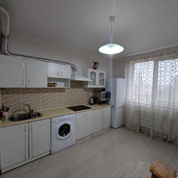 Вільна!  вул. Олевська 13/50... поруч метро Академмістечко