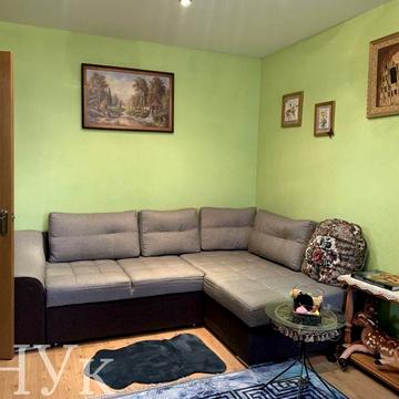 Продам 2-кімнатну квартиру з ремонтом та меблями