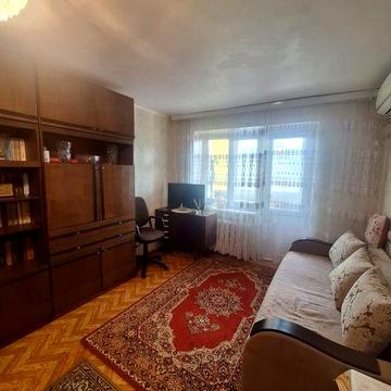 Сдам 1 ком квартиру ул.Косманавтов  3 этаж