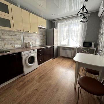 Здам 1к квартиру Набережна Перемоги 58