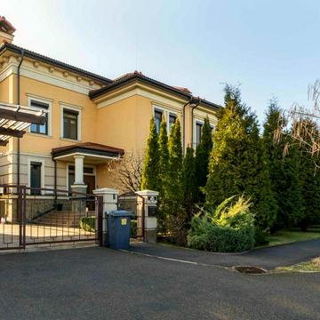 Редьчинська вул.