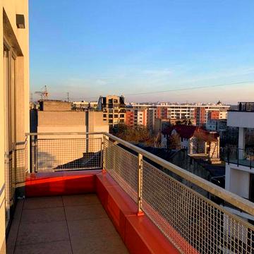 Оренда 2 кімнатної квартири з терасою. Залізничний район