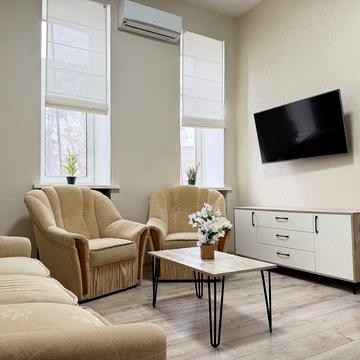 Продаж 2к квартира, Центр, Березовий сквер