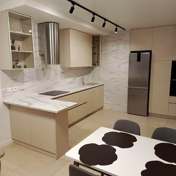 ЖК Галактика!2К/68м2 тепла зручна світло завжди,М 7хв!