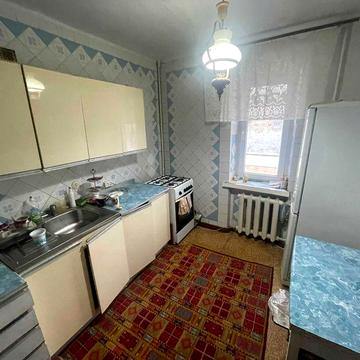 Оренда кімнати в трикімнатній квартирі на підселення, м-н жовтневий