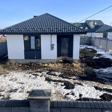 Окремий Будинок з Міськими Комунікаціями на Льонокомбінаті