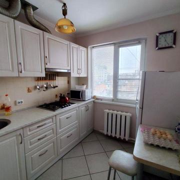 Продам 3-х кімнатну квартиру р-н Депот