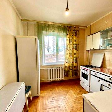 Райдужна 17, 1к квартира, газ, розвинена інфраструктура поруч !