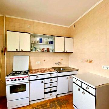 Райдужна 17, 1к квартира, газ, розвинена інфраструктура поруч !