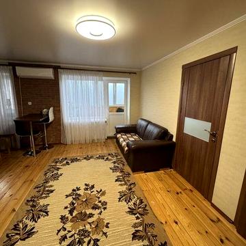 Квартира 3-кімнатна в центрі