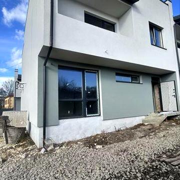 Продаж таунхауса в Рудно з правом власності.