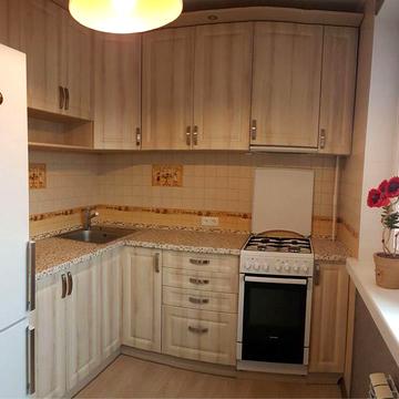 Продам 2 комнатную квартиру на Салтовке в 16-ке