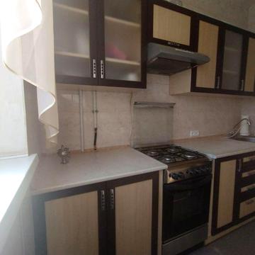 Сдам 2-х ком.кв-ру,возле 3-й гор.больницы, Соцгород, Центр