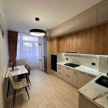 Продається 1-кімнатна квартира по вул. Київська