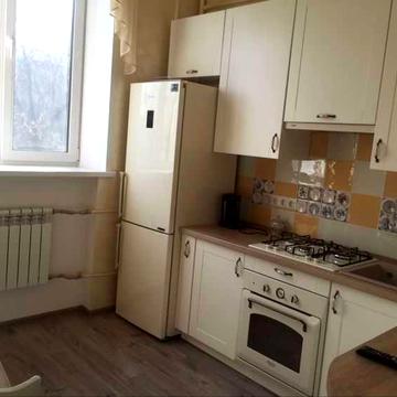 Продам 1к квартиру вул. Січеславська Набережна, Центр