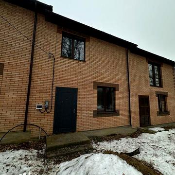 Продаж 2к Дім Медова вулиця