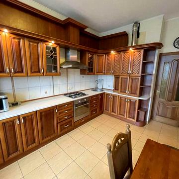 Оренда 4 кім квартири по вул. Миколайчука