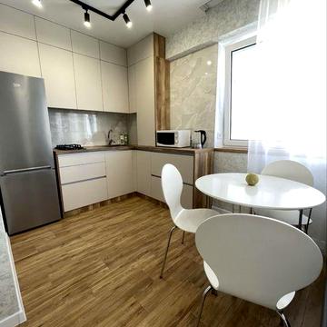 Газ Сдам помесячно классную квартиру студию Львовская Фонтан