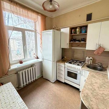 Продается 2-к квартира на ул. Театральная