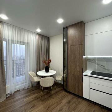 Добротная квартира в Кадор сити