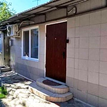 G9 Продам 1/2 будинку на Москалівці