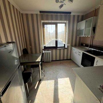 Сдам квртиру  на Бочарова