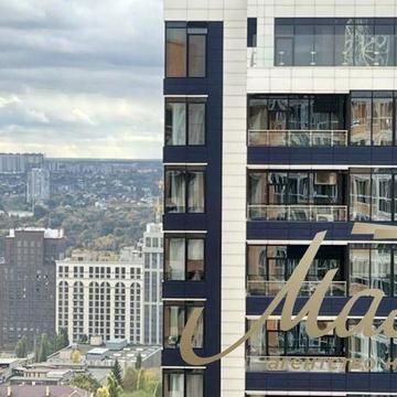 Дворівнева 4к 180м² у Maxima Residence. 25 поверх, вид на Печерськ