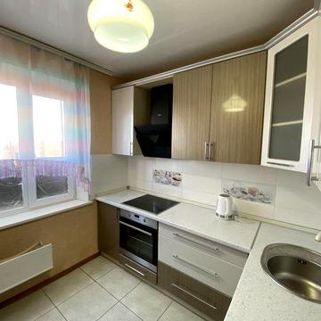 Двокімнатна квартира в р-ні стадіону 3-й мкрн