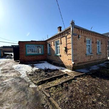 Здам будинок біля парку Перемоги