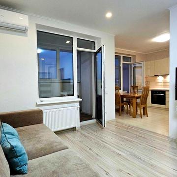 Просп.Берестейский (Перемоги),71-А. Квартира 70кв.м. Сучасний будинок!