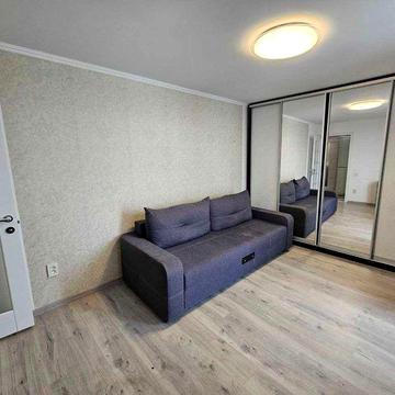 Класна 2-кімнатна квартира На Кармелюка  ID: 6218