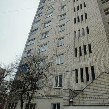 Продам 3 кімнатну по пр. Миру