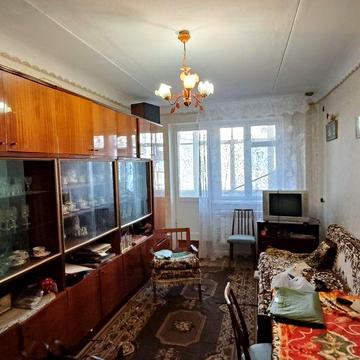 Продається 3 кімнатна квартира на 44 кварталі.