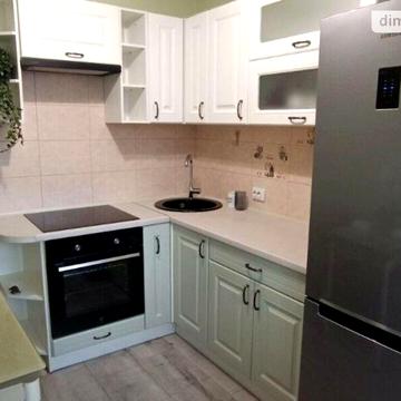 Довгострокова оренда 1к Квартира Алексєєнко Надії (Чичеріна) вулиця