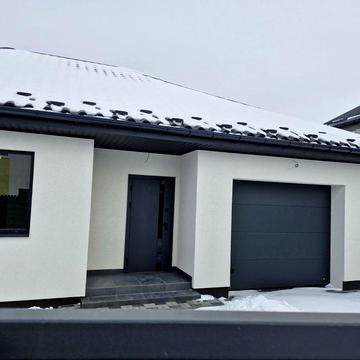 Продам новийсучаснийбудиночок недалеко від центру міста!