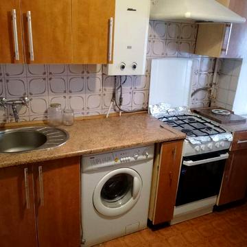 Здається чудова 2 кімната квартира на Князів Коріатовичів.