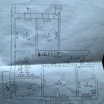 Продаж 4х кімнатної квартири в центрі міста під ремонт