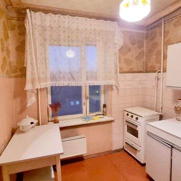 Продам 1-ну квартиру на Борщагівці, вул. Симиренко, 7а