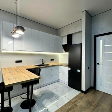 Софіївська вул., 1