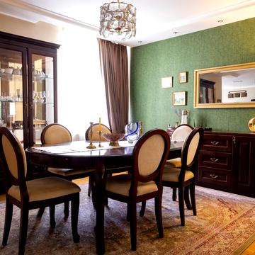 Кубанська вул., 12