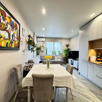 Генуезька вул., 3а