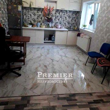 Продам 2-поверховий будинок в Корсунцях